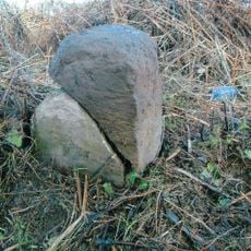 Milestone, Allaston Meend