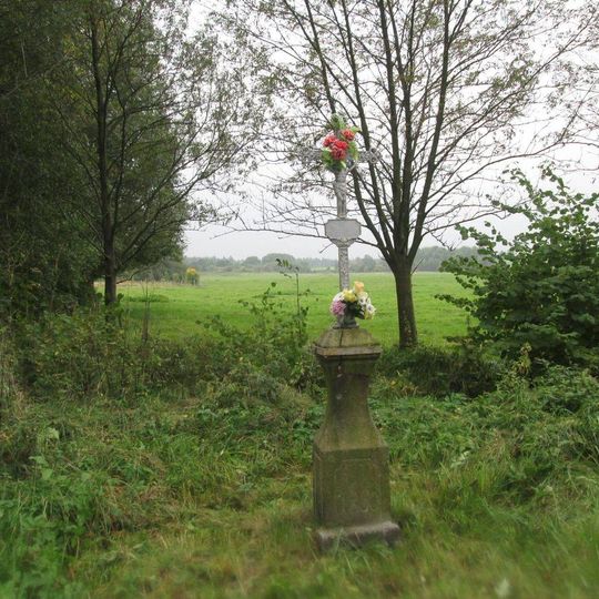 Kříž západně od Strážovic
