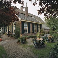 Broekhuisdijk 5, Gelselaar