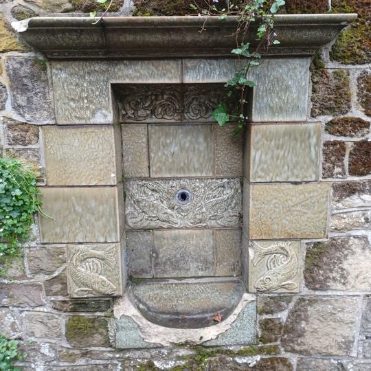 Wall And Drinking Fountain To South East Of No 29