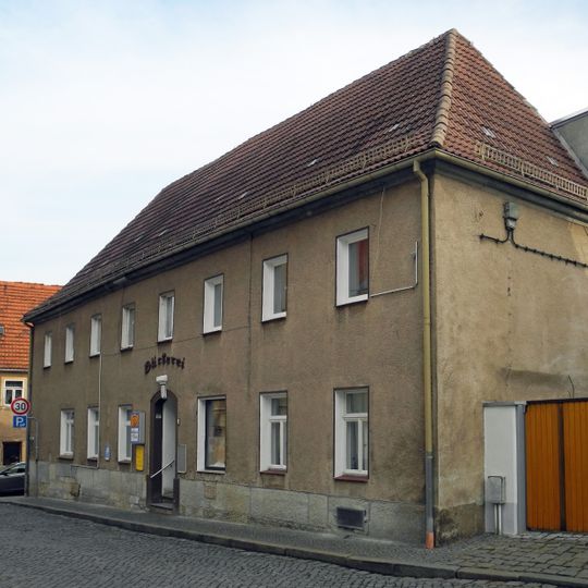 Wohnhaus in Ecklage Burgstraße 10