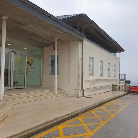 Centro de Arte Faro de Cabo Mayor