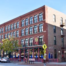 Seth Richards Commercial Block