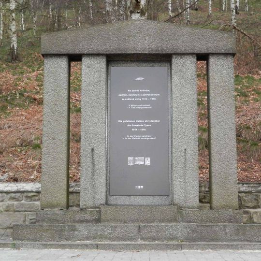 Pomník padlým v Tisé