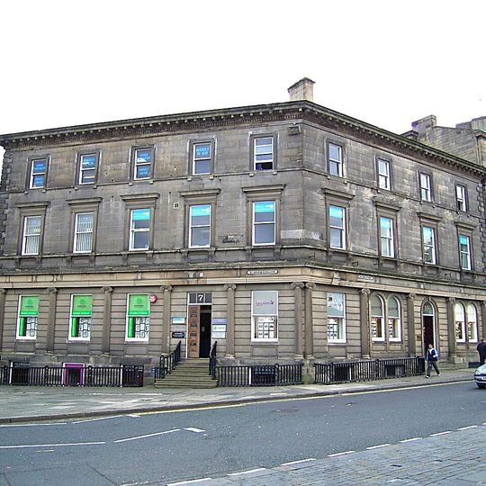 7, St Georges Square