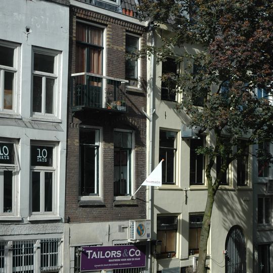 Pand, waarvan de achtergevel met arkaden waardevolle kenmerken vertoont voor het uiterlijk aspect ter plaatse