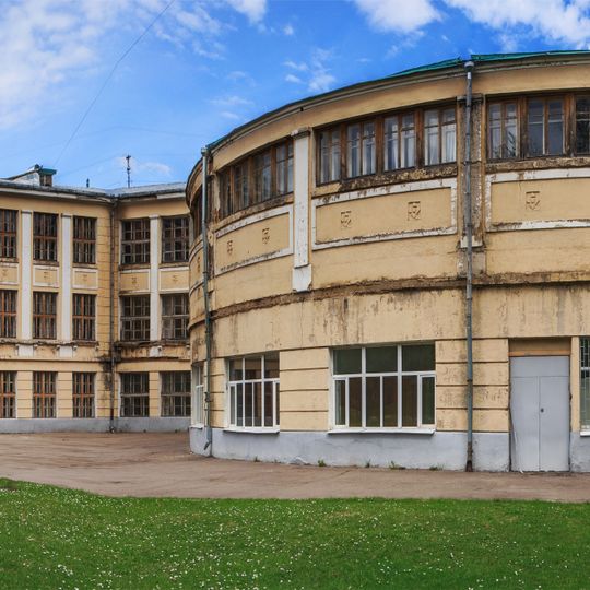 Лиственничная аллея 2