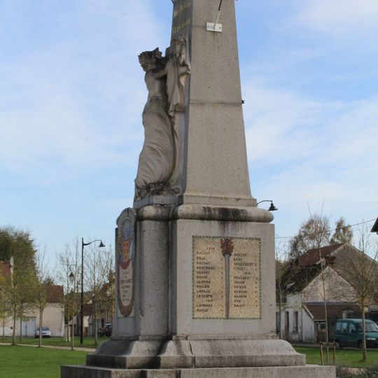 Monument aux morts de Crouy-sur-Ourcq