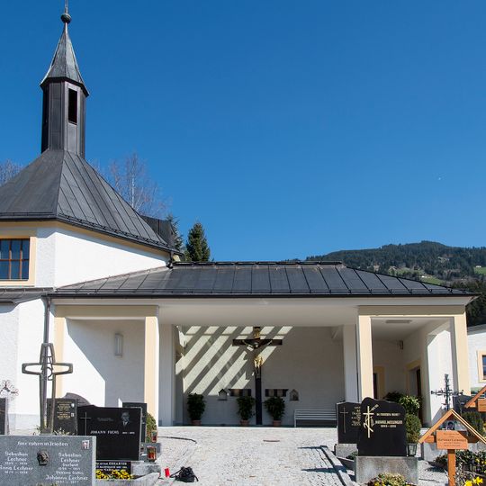 Neuer Friedhof und Aufbahrungshalle