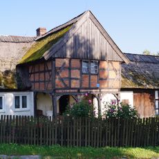 Dom podcieniowy nr 30