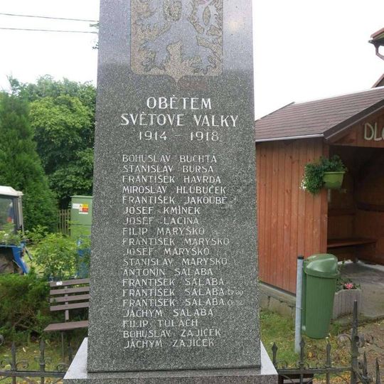 Pomník padlým v 1.světové válce v osadě Dlouhý