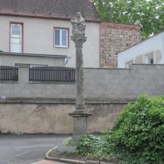 Sloup se sousoším Piety