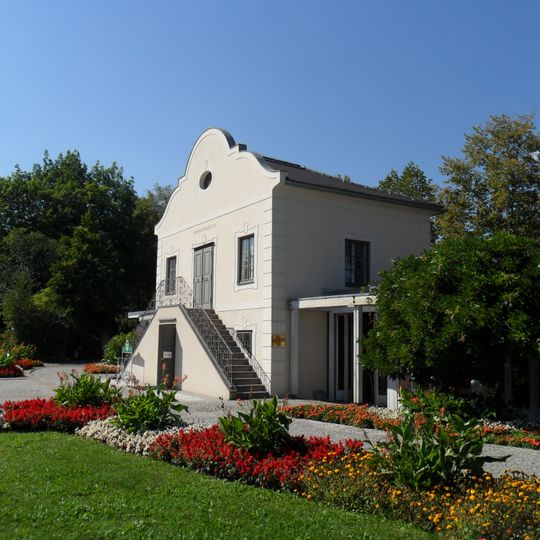 Eggenwald´sches Gartenhaus und Friedensdenkmal