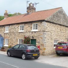 Sunnyside And Orchard Cottage