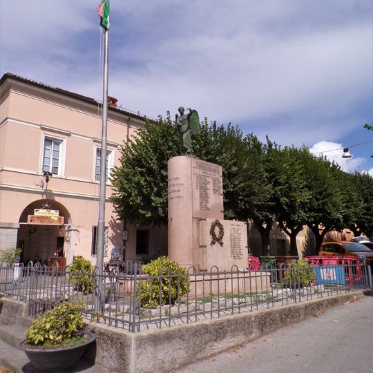 Monumento ai Caduti
