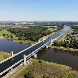 Puente acuífero de Magdeburgo