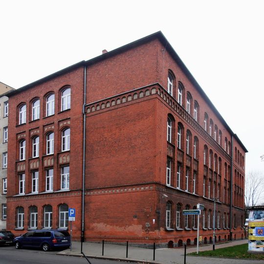 Budynek przy ul. Andrzeja Niegolewskiego 2 w Szczecinie