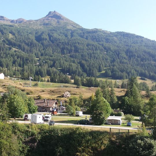 Camping de Lanslevillard
