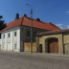 Brama (przy plebanii)