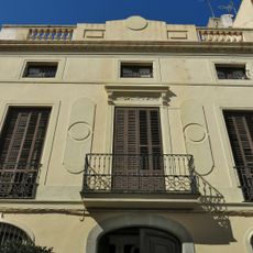 House in carrer d'Enric Prat de la Riba, 7