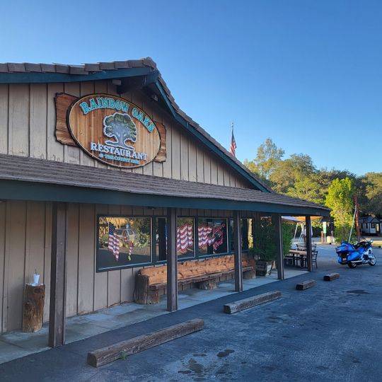 Rainbow Oaks Restaurant
