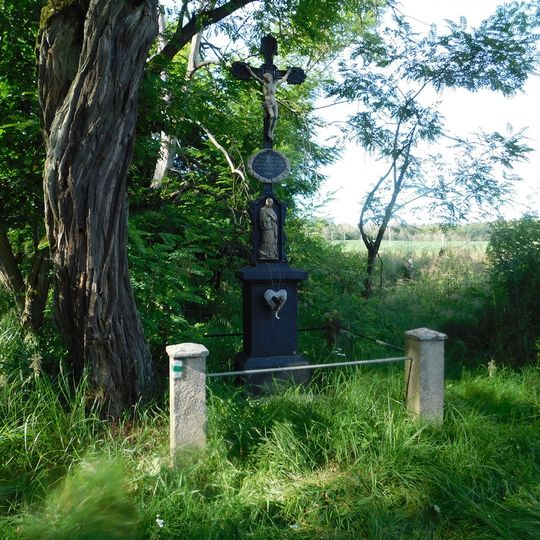 Kříž v Josefině u Třebíče