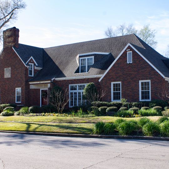Brookshire, Houston-Yeates House