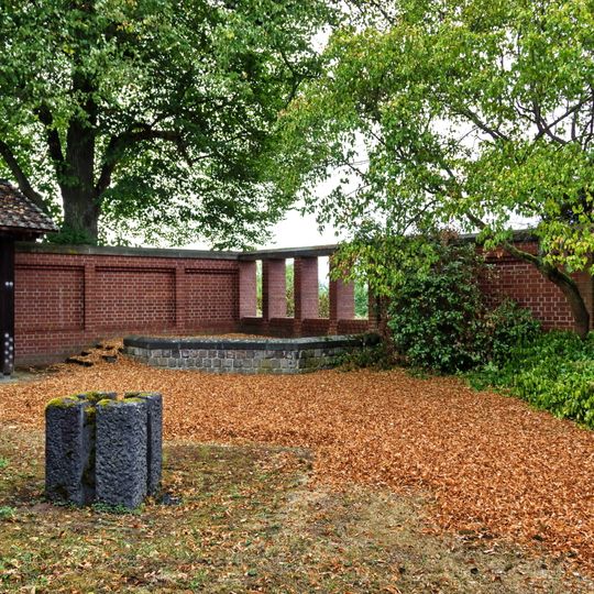 Brunnen, Friedhof Kottenforst