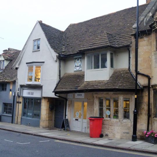 10 and 11, St Paul's Street