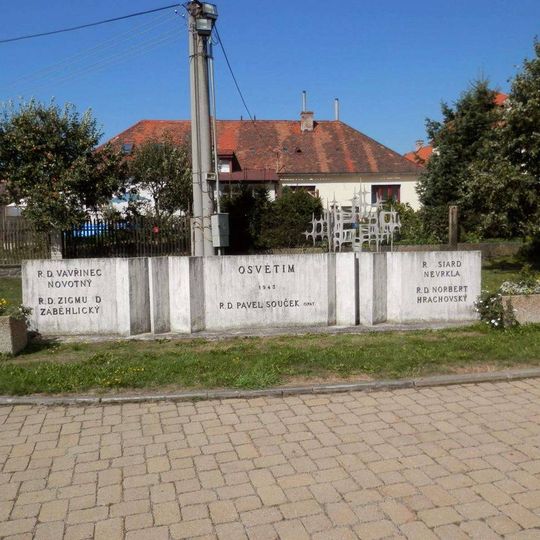 Pomník padlým v Nové Říši II