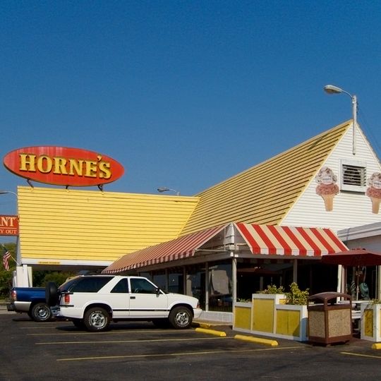 Hornes