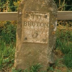 Milestone, 400m NE of Wanstrow, near Chancellor's Farm