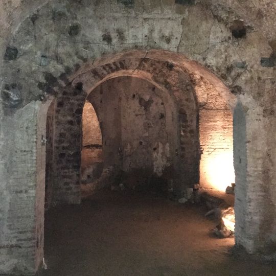 Aqua Augusta - Bridges on arches in via Arena alla Sanità