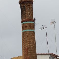 Chimenea en calle San Ernesto 1