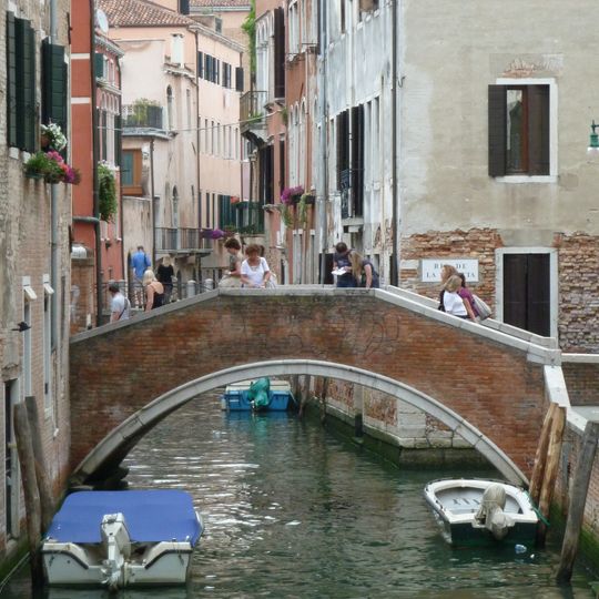 Ponte Lombardo