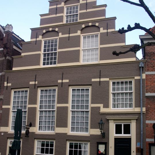 Voorstraat 14, Voorschoten