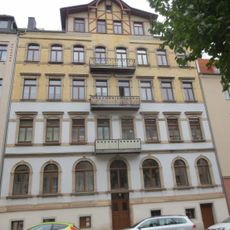 Mietshaus in geschlossener Bebauung Agricolastraße 28