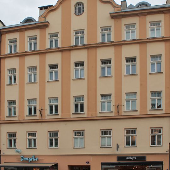 Bürgerhaus mit Stöcklgebäude