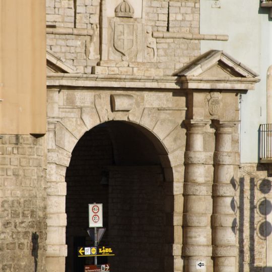 Porta la Maia