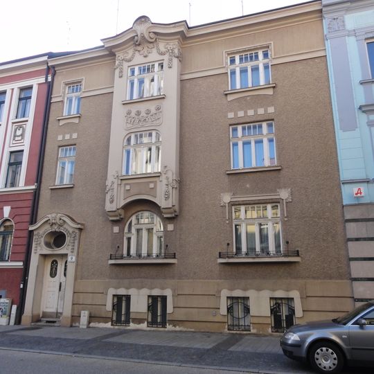 Wohn- und Geschäftshaus