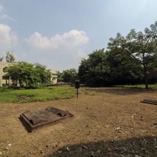 Cemetery near Fort Machi Bhawan
