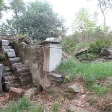 Kříž západně od Ošelína