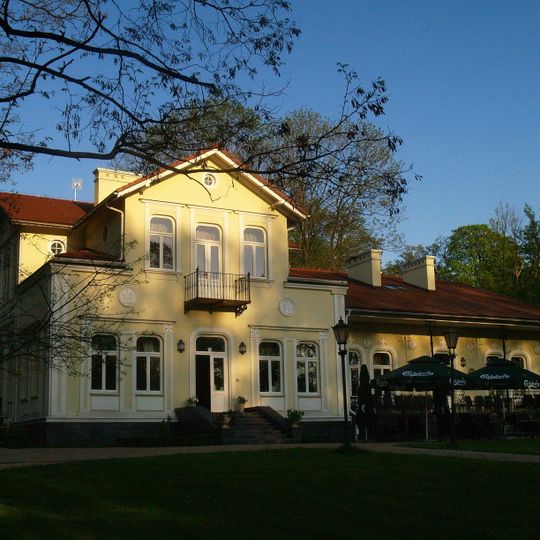 Manor in Dębica-Wolica