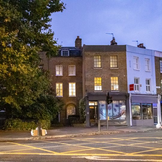 318, Kennington Road