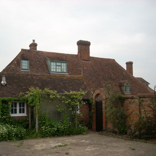Heron Manor  Monkton Cottage