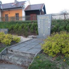 Pomník padlým v první světové válce ve Včelničce