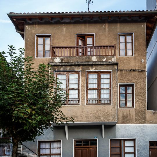 Casa Askatasunaren Enparantza 6
