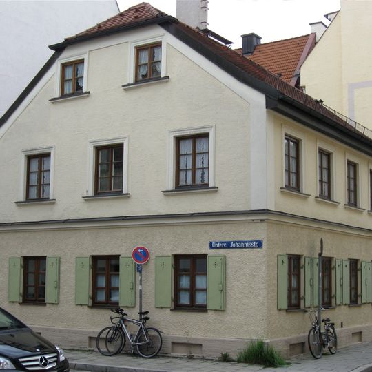 Vorstadthaus