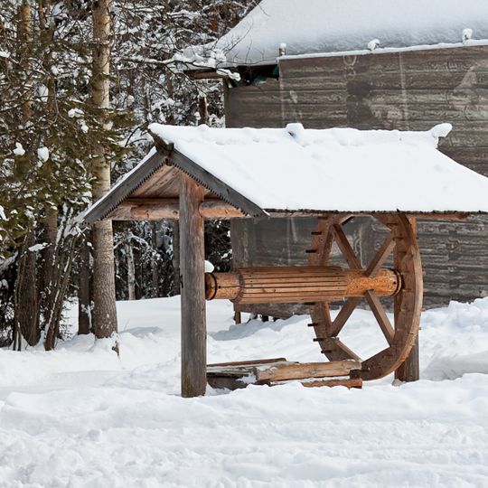 Колодец с воротом