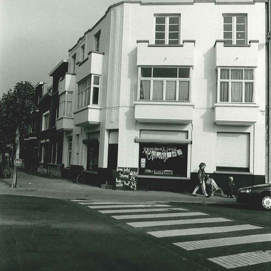 Hoekhuis Laaglandlaan 1